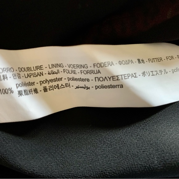 LN ZARA RUCHED FRONT DRESS. FULLY LINED. HIDDEN BACK ZIPPER. DRESS IS FITTED. - Picture 13 of 16